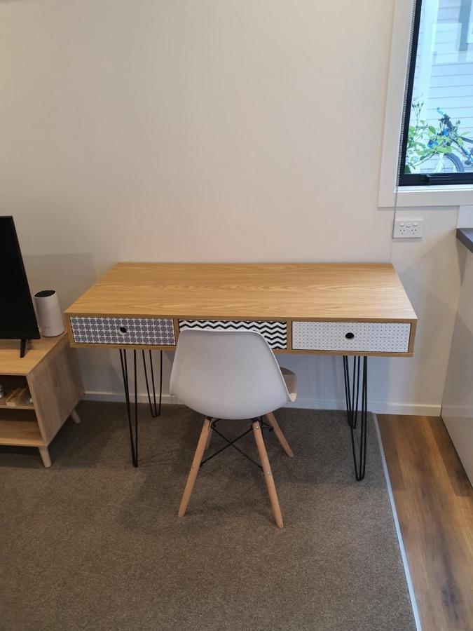 Modern 1 bedroom guest house Upper Hutt Eksteriør billede